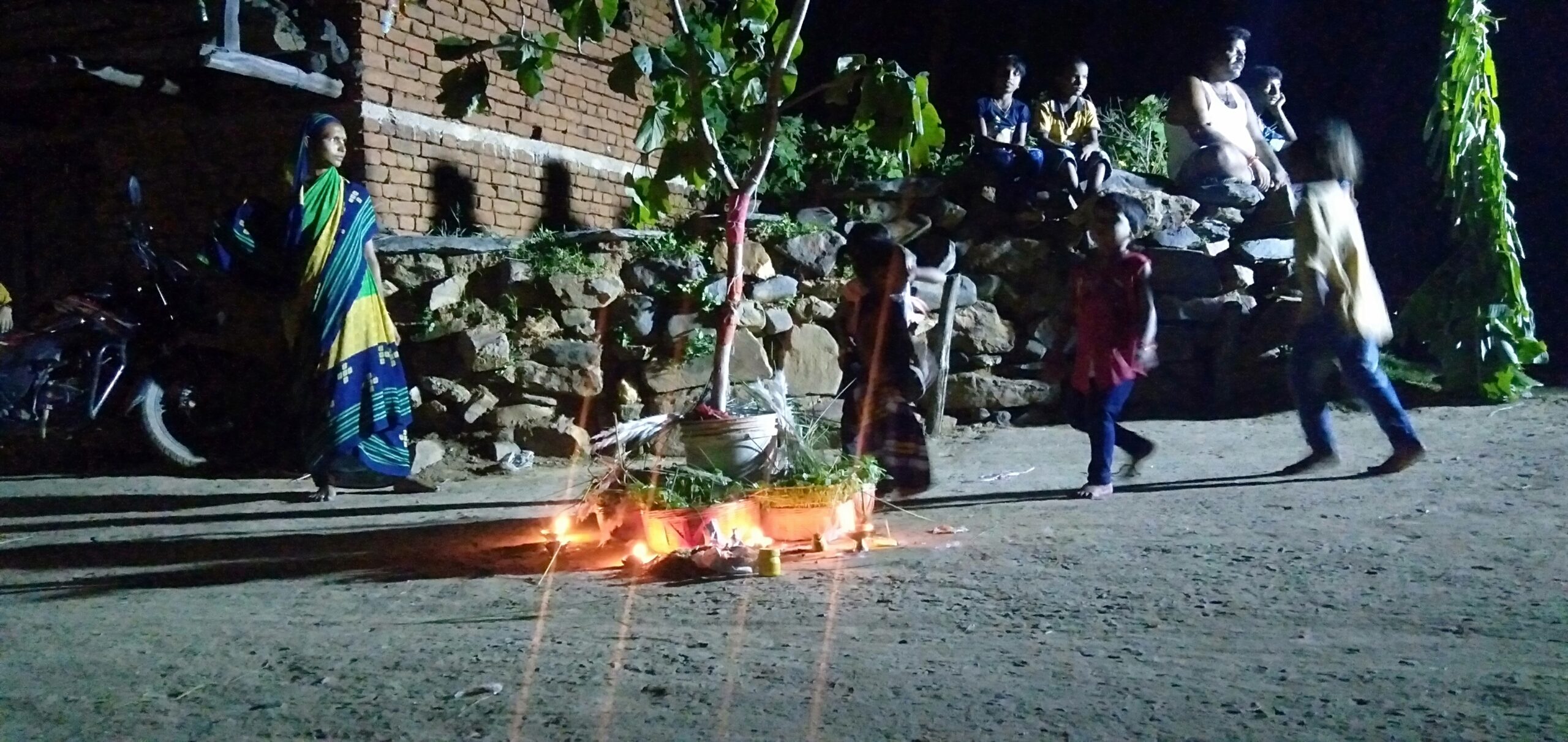 Which city in Jharkhand hosts the most vibrant local festivals and cultural fairs?