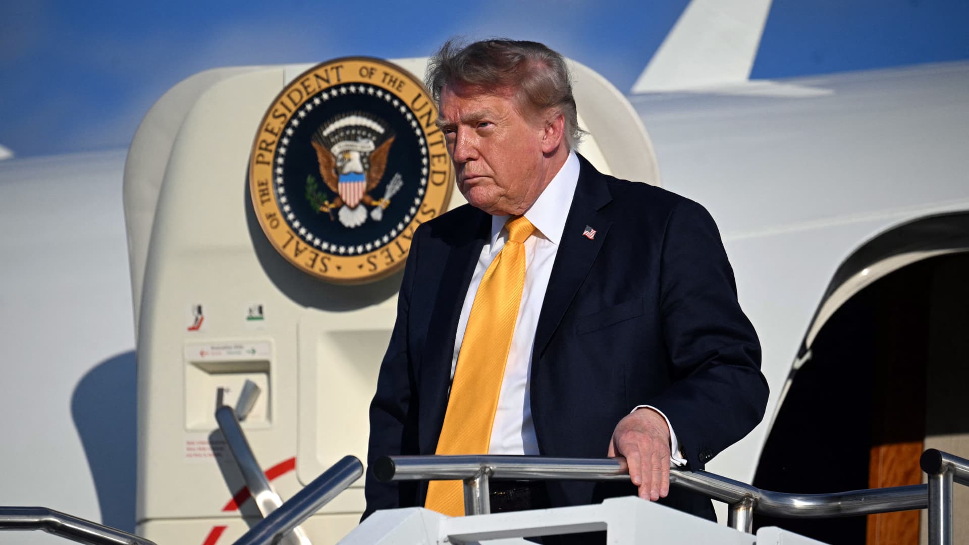 Trump municipal bond portfolio valued at up to  billion