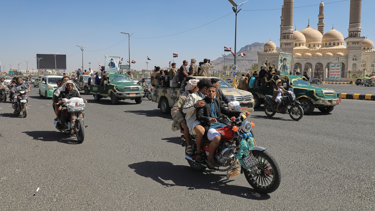 Houthi rebels claim Saudi-led airstrikes killed 14 people at busy market in northern Yemen