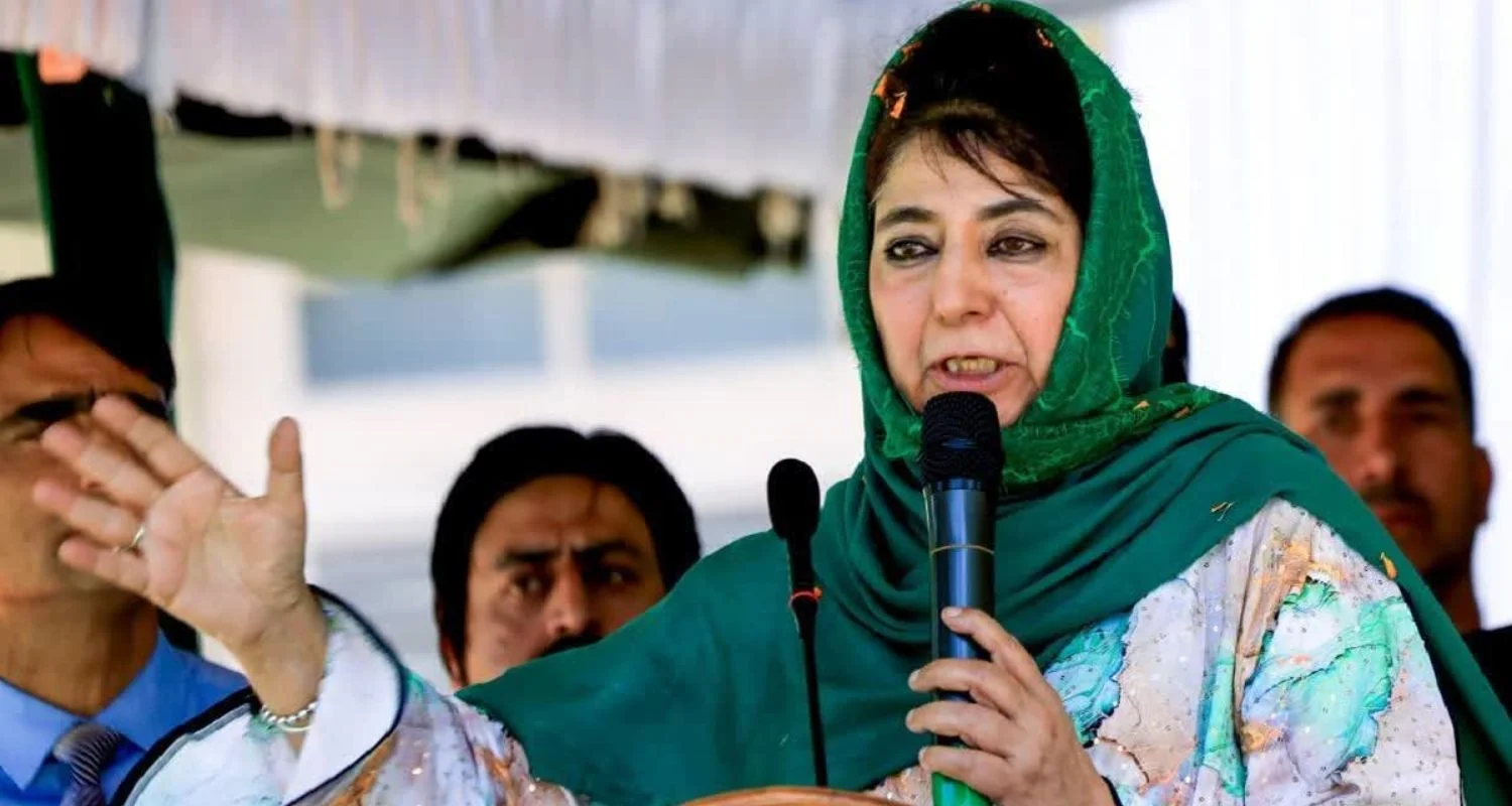 Peoples Democratic Party (PDP) President Mehbooba Mufti has urged the United States Ambassador Sergio Gor to withdraw the highest-level US travel advisory against visiting Kashmir.