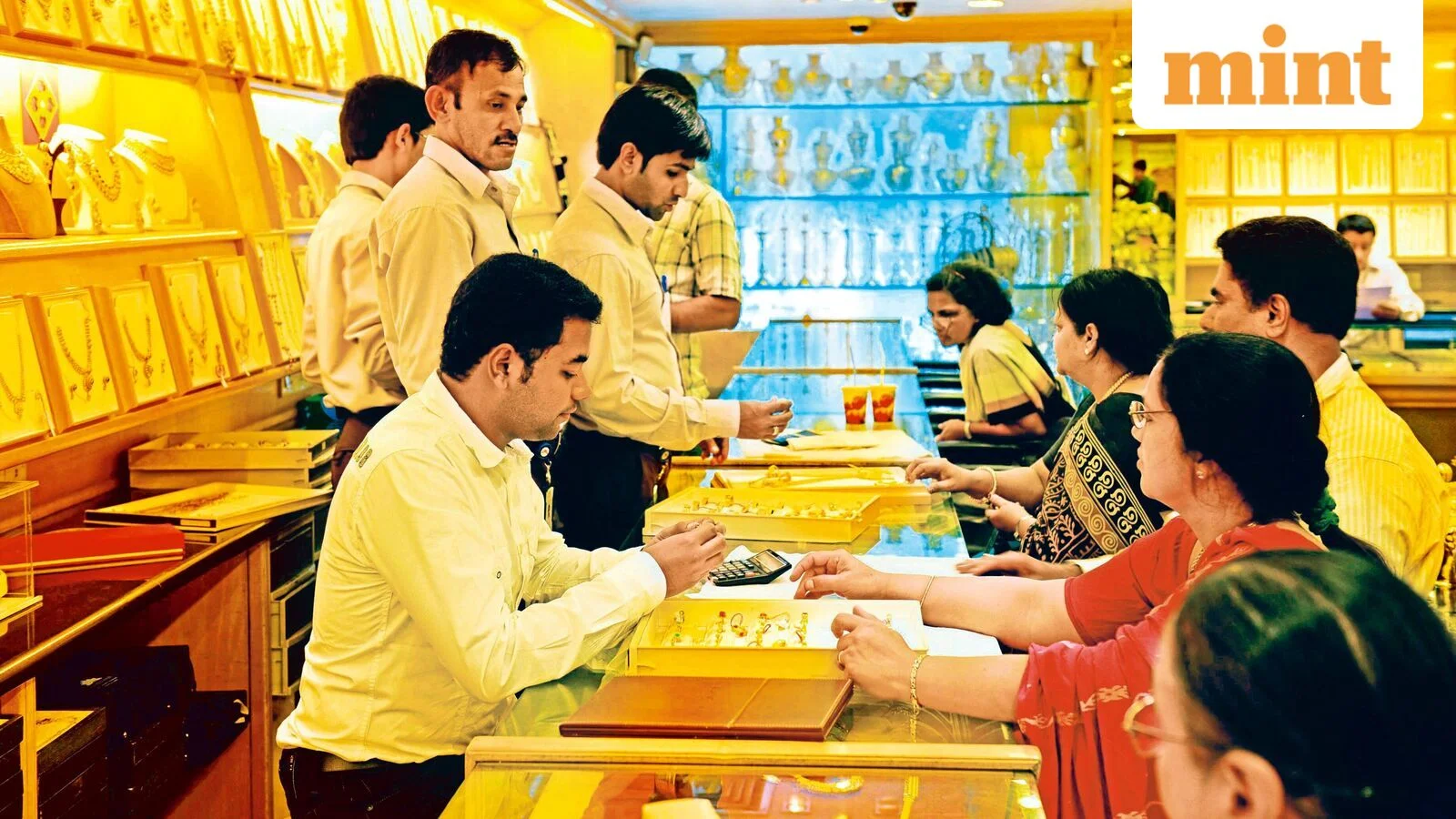 Indian jewellers roll out cash-for-gold schemes ahead of festive season