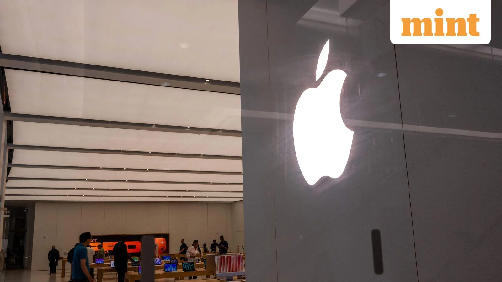MacBooks, iPads to be made in India? Ashwini Vaishnaw hints at Apple’s wider manufacturing plans beyond iPhones