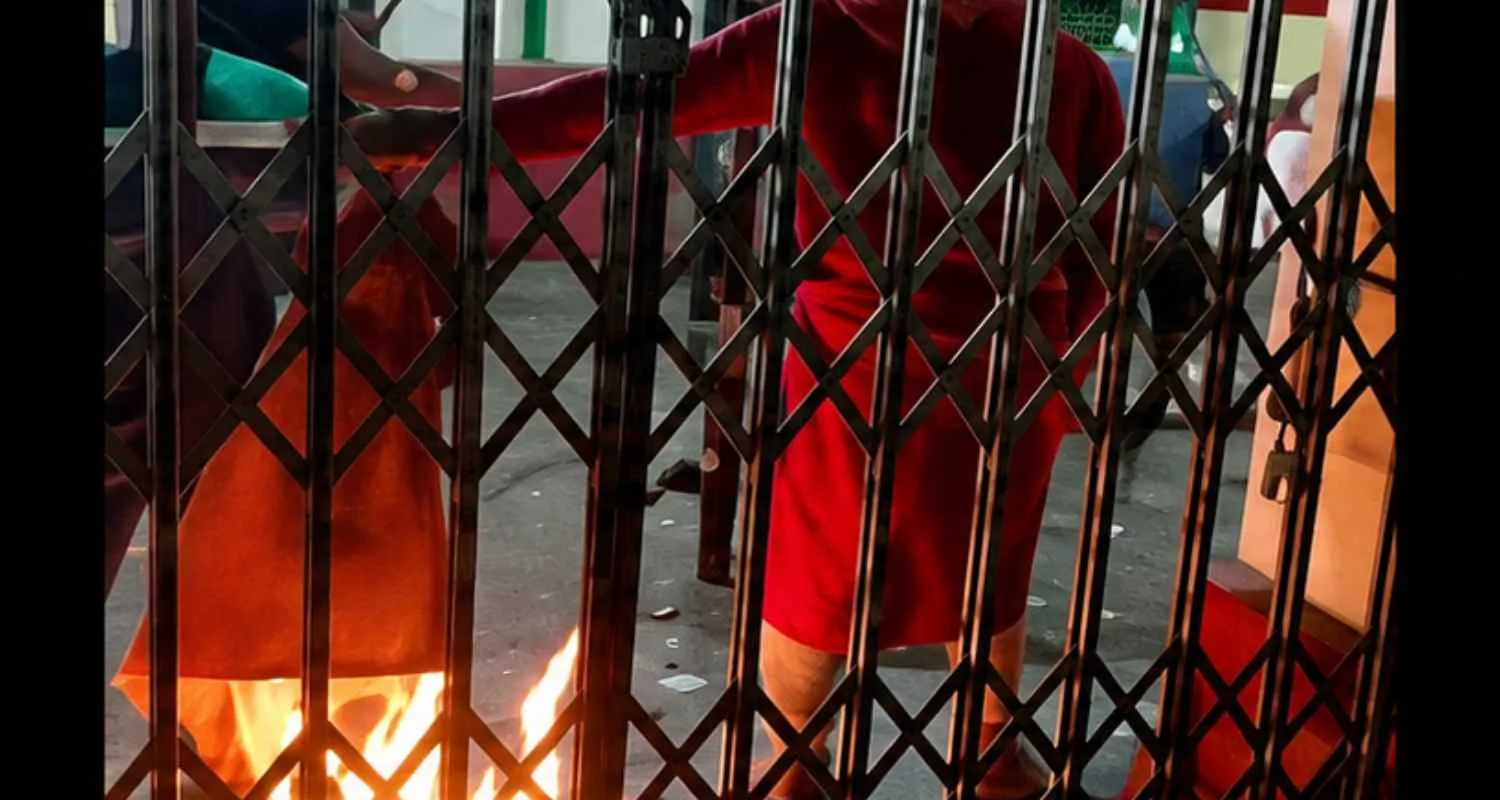 SFI–ABVP violent face-off at Jadavpur University injures 4