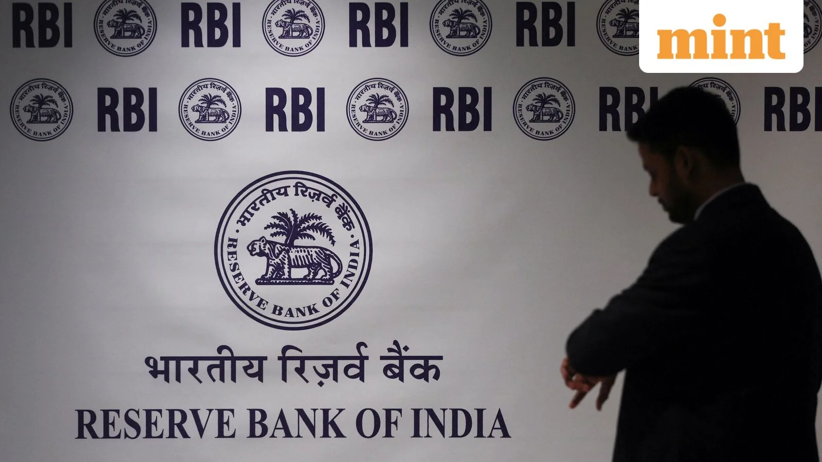 RBI steps up liquidity absorption with ₹7 trillion, 30-day reverse repo auction